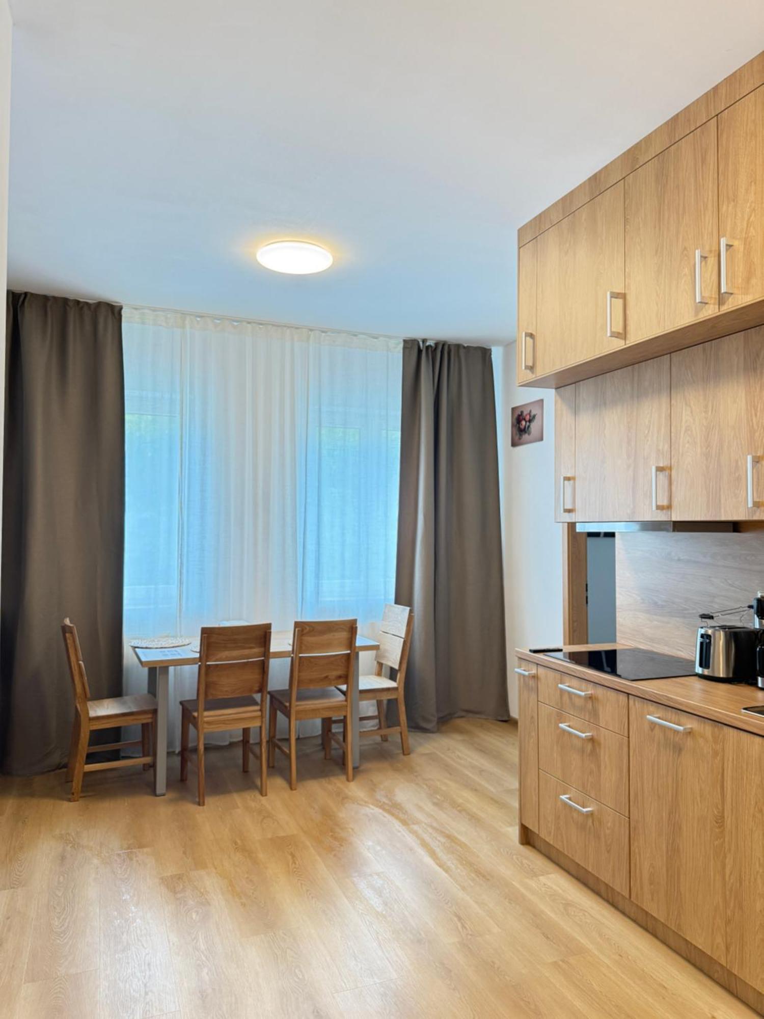 Riverside Apartment Praha Buitenkant foto